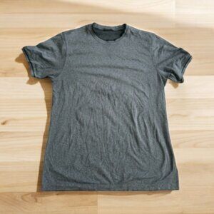 LULULEMON Men's Gray Short Sleeve T Shirt Size Large